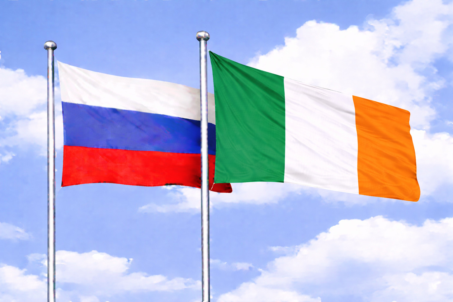 Russia Flag With Ireland Flag